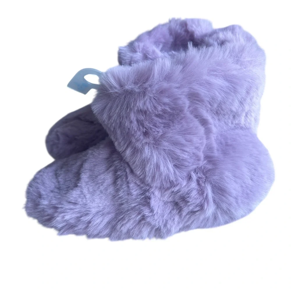 Cat & Jack Purple Kids Slippers